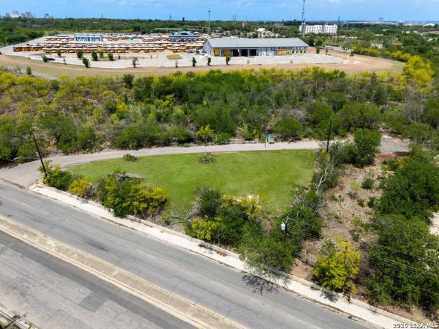 1667 RIGSBY AVE, San Antonio, TX 78210