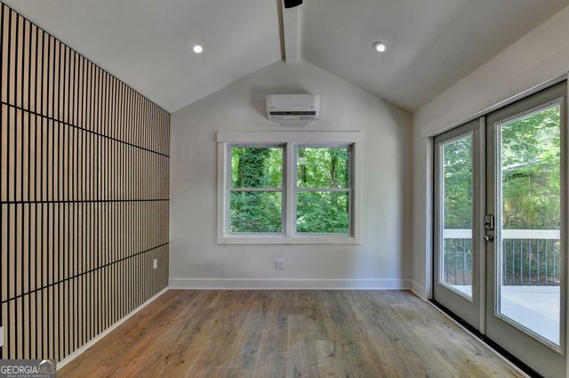131 Denna Drive, Alpharetta, GA 30009