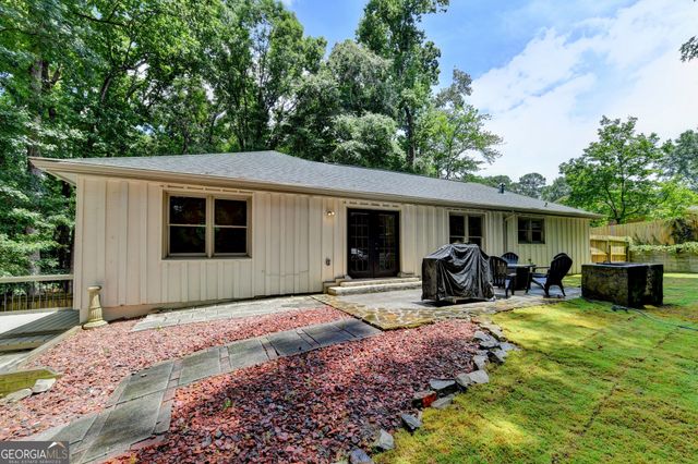 131 Denna Drive, Alpharetta, GA 30009