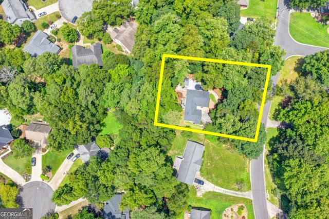 131 Denna Drive, Alpharetta, GA 30009
