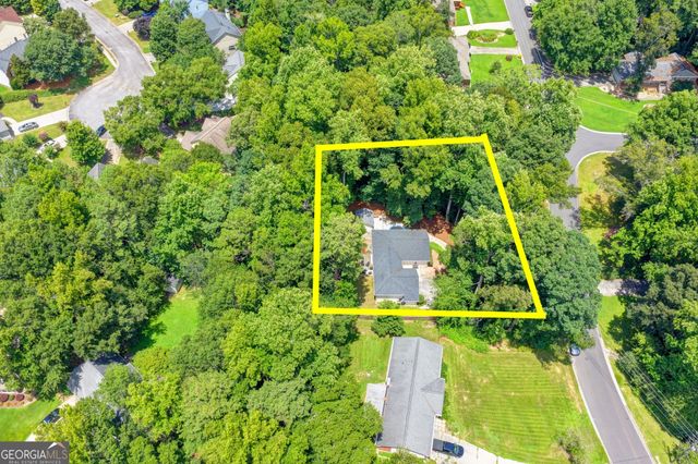 131 Denna Drive, Alpharetta, GA 30009