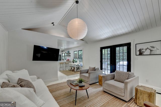 131 Denna Drive, Alpharetta, GA 30009