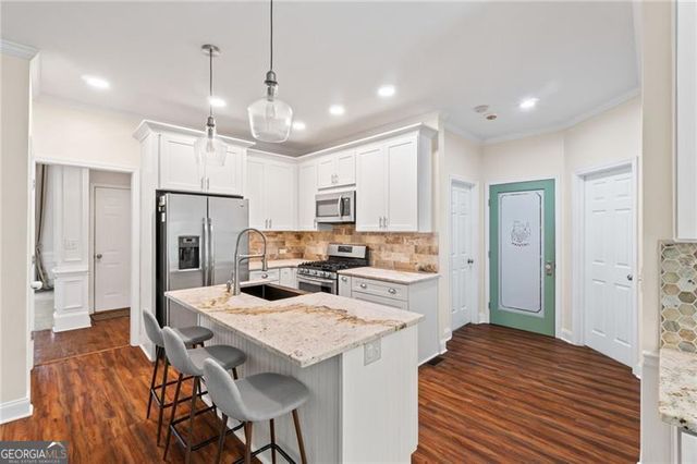 635 Piping Rock Point, Lawrenceville, GA 30043