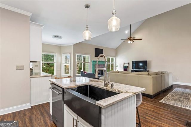 635 Piping Rock Point, Lawrenceville, GA 30043