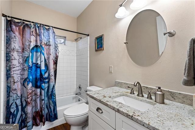 635 Piping Rock Point, Lawrenceville, GA 30043