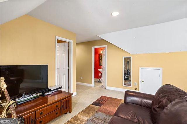 635 Piping Rock Point, Lawrenceville, GA 30043