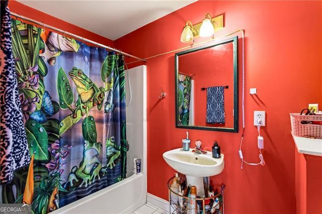 635 Piping Rock Point, Lawrenceville, GA 30043