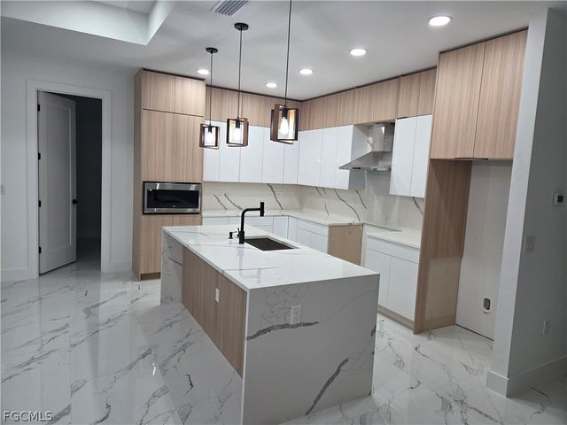 363 Paulcrest AVE, Lehigh Acres, FL 33974