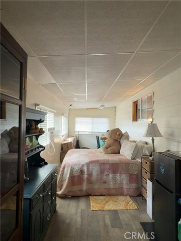 1025 S Lyon, Hemet, CA 92543