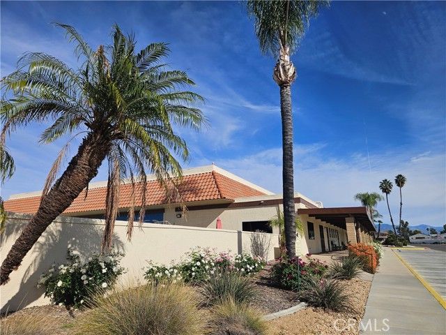 1025 S Lyon, Hemet, CA 92543