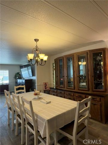 1025 S Lyon, Hemet, CA 92543