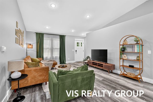 3685 Waalkes Street, Norton Shores, MI 49444