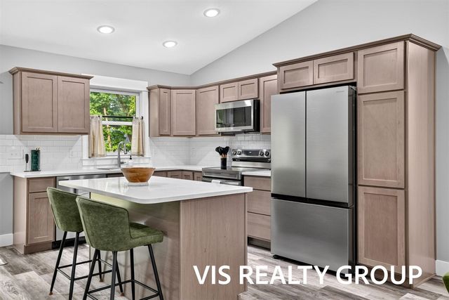 3685 Waalkes Street, Norton Shores, MI 49444