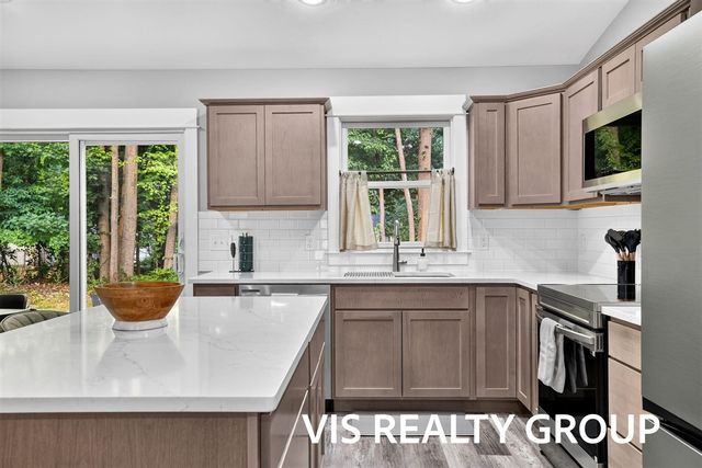 3685 Waalkes Street, Norton Shores, MI 49444