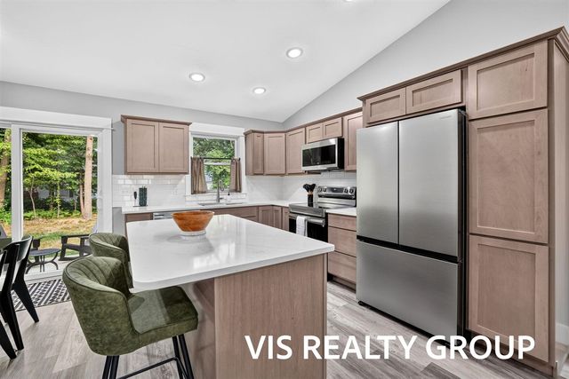 3685 Waalkes Street, Norton Shores, MI 49444