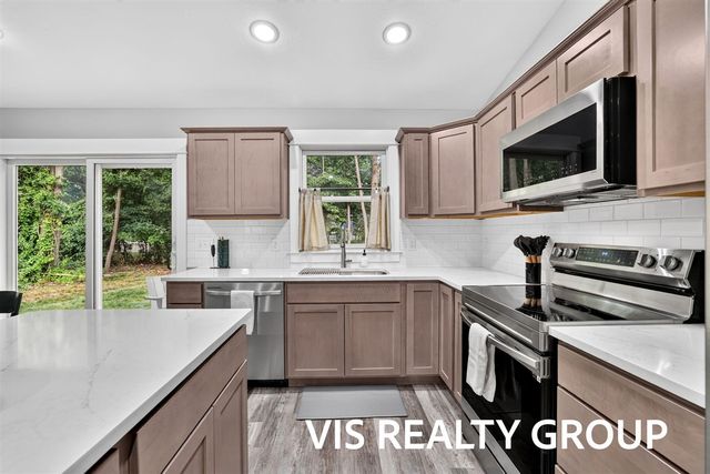 3685 Waalkes Street, Norton Shores, MI 49444