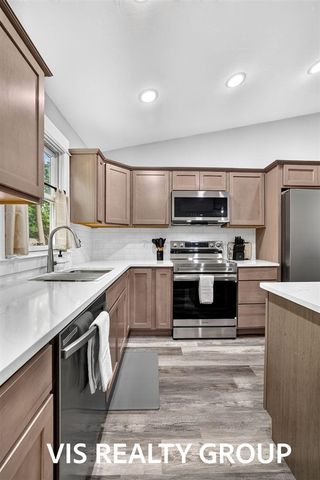 3685 Waalkes Street, Norton Shores, MI 49444
