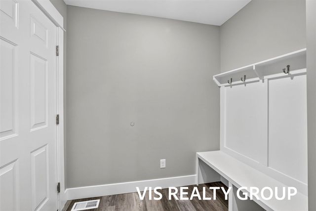 3685 Waalkes Street, Norton Shores, MI 49444