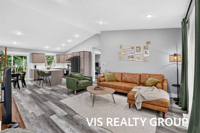 3685 Waalkes Street, Norton Shores, MI 49444