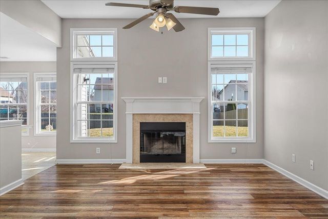 292 Gleneagles Way, Versailles, KY 40383