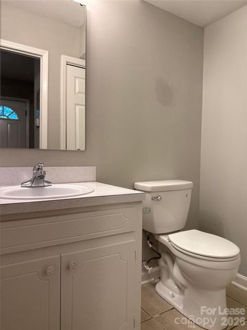 1613 N Sharon Amity Road D, Charlotte, NC 28205