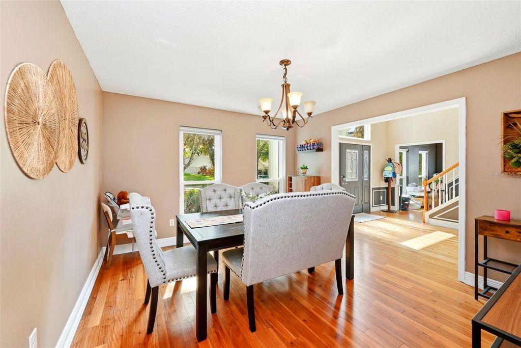 Image 10 of property listing at 1311 OLYMPIA PARK CIRCLE, Ocoee, FL 34761