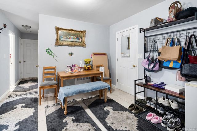 2562 Seymour Avenue, Bronx, NY 10469