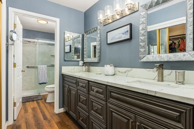18704 Lake Forest Dr, Penn Valley, CA 95946