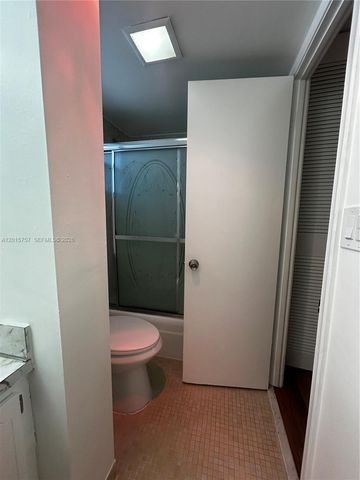 3849 NE 169th St 204, North Miami Beach, FL 33160