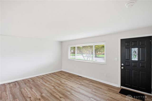 3960 Waterbury Drive, Kettering, OH 45439