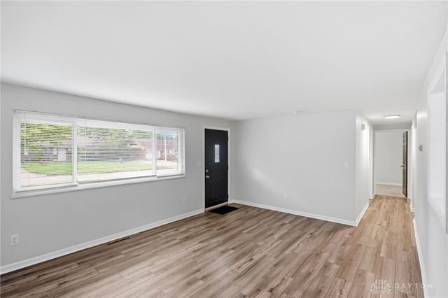 3960 Waterbury Drive, Kettering, OH 45439