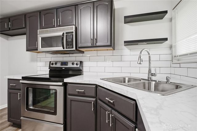 3960 Waterbury Drive, Kettering, OH 45439