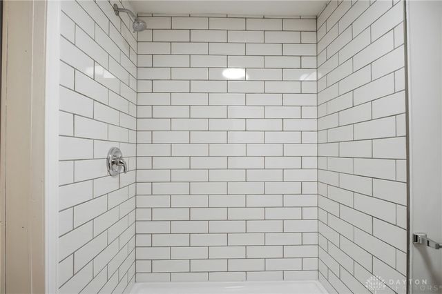3960 Waterbury Drive, Kettering, OH 45439
