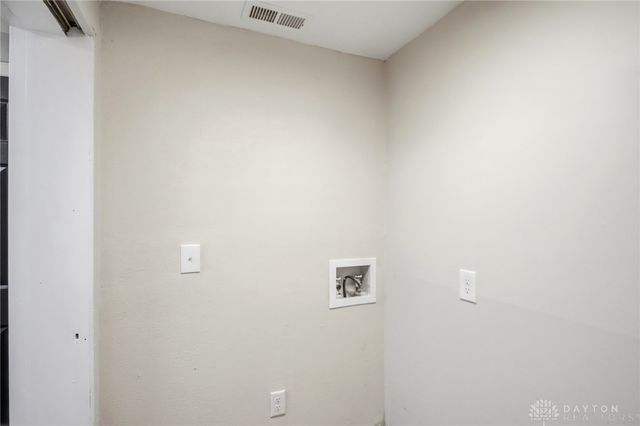 3960 Waterbury Drive, Kettering, OH 45439