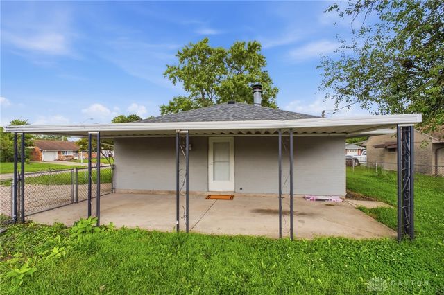 3960 Waterbury Drive, Kettering, OH 45439