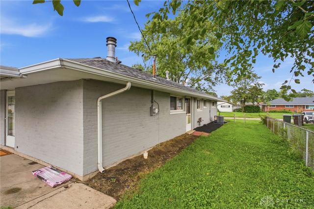 3960 Waterbury Drive, Kettering, OH 45439
