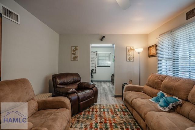 127 McArthur Drive, Hinesville, GA 31313