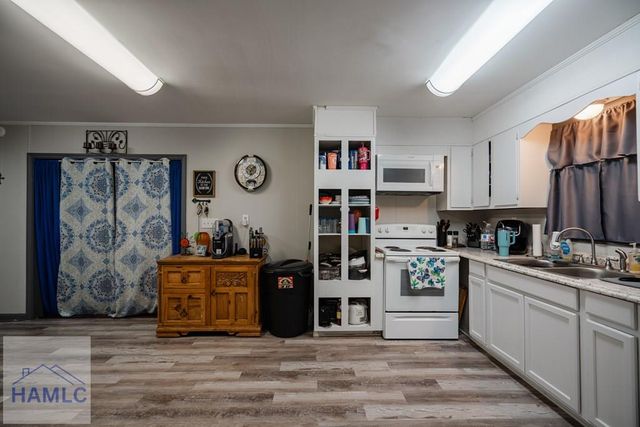 127 McArthur Drive, Hinesville, GA 31313