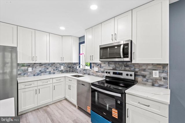 407 MT PLEASANT DR, Locust Grove, VA 22508