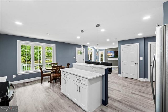 407 MT PLEASANT DR, Locust Grove, VA 22508