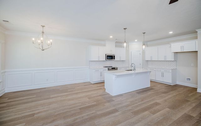 1085 W Berkley Court, Thomson, GA 30824