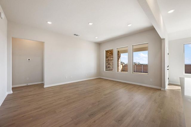 1409 Dog Iron ST, Georgetown, TX 78633