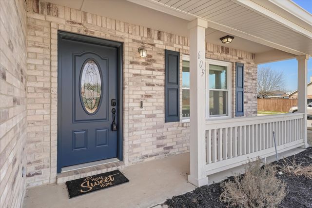 609 Fox Hunt Trail, Fort Worth, TX 76179