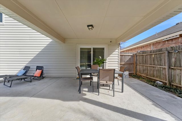 609 Fox Hunt Trail, Fort Worth, TX 76179