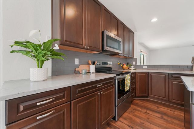 609 Fox Hunt Trail, Fort Worth, TX 76179