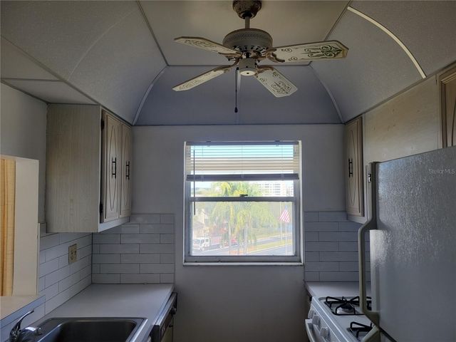 9950 62ND TERRACE N 404, St Petersburg, FL 33708
