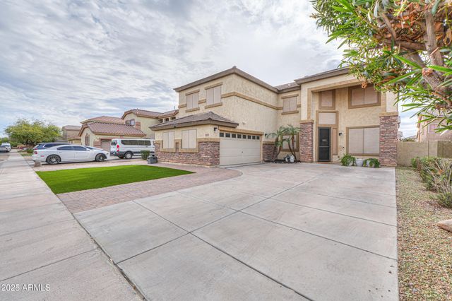 6827 W PLEASANT Lane, Laveen, AZ 85339