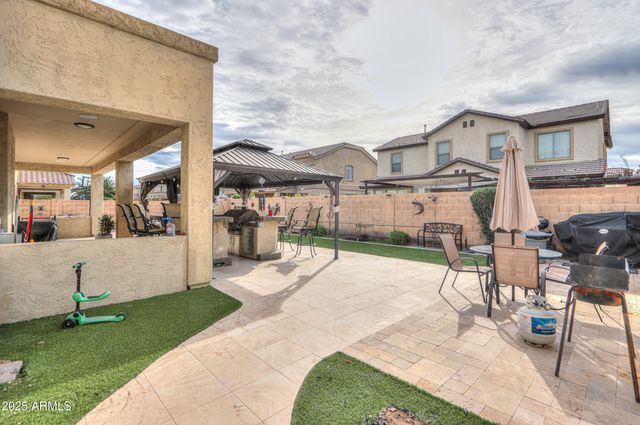 6827 W PLEASANT Lane, Laveen, AZ 85339
