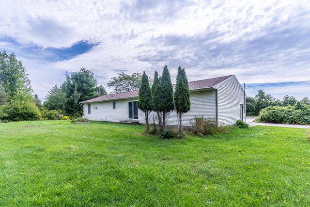 928 E Riley-Thompson Road, Dalton Twp, MI 49445