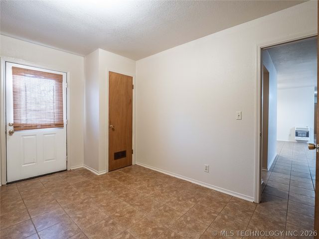 400 W Coal Avenue, Mcalester, OK 74501